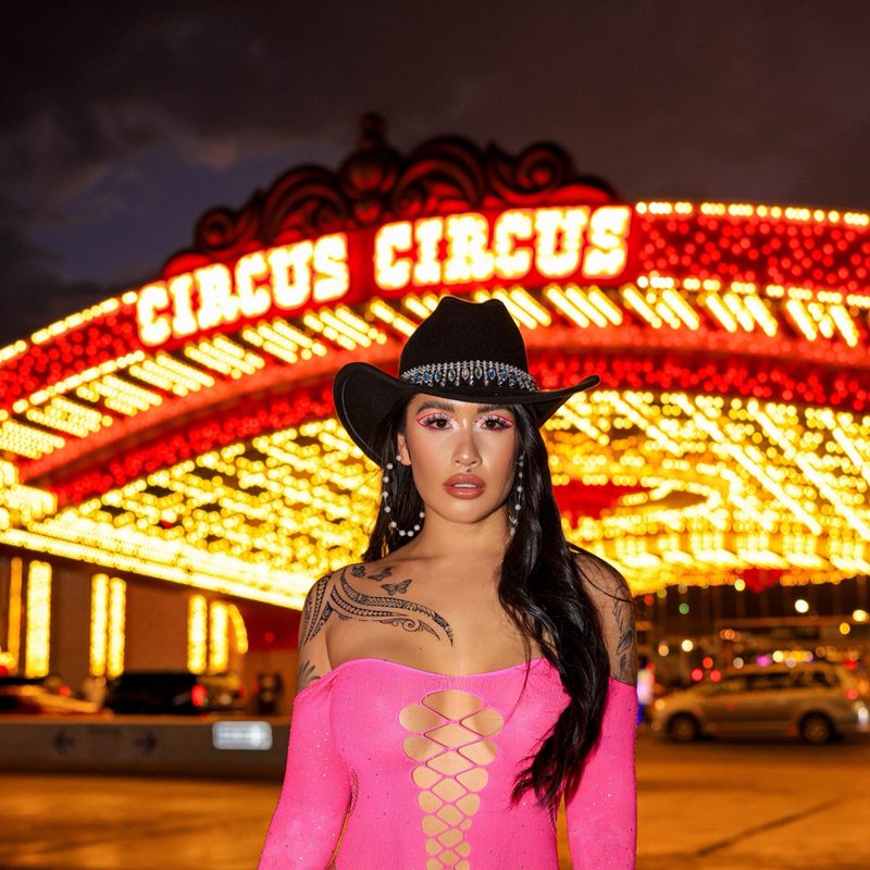 Saucey in front of Circus Circus Las Vegas